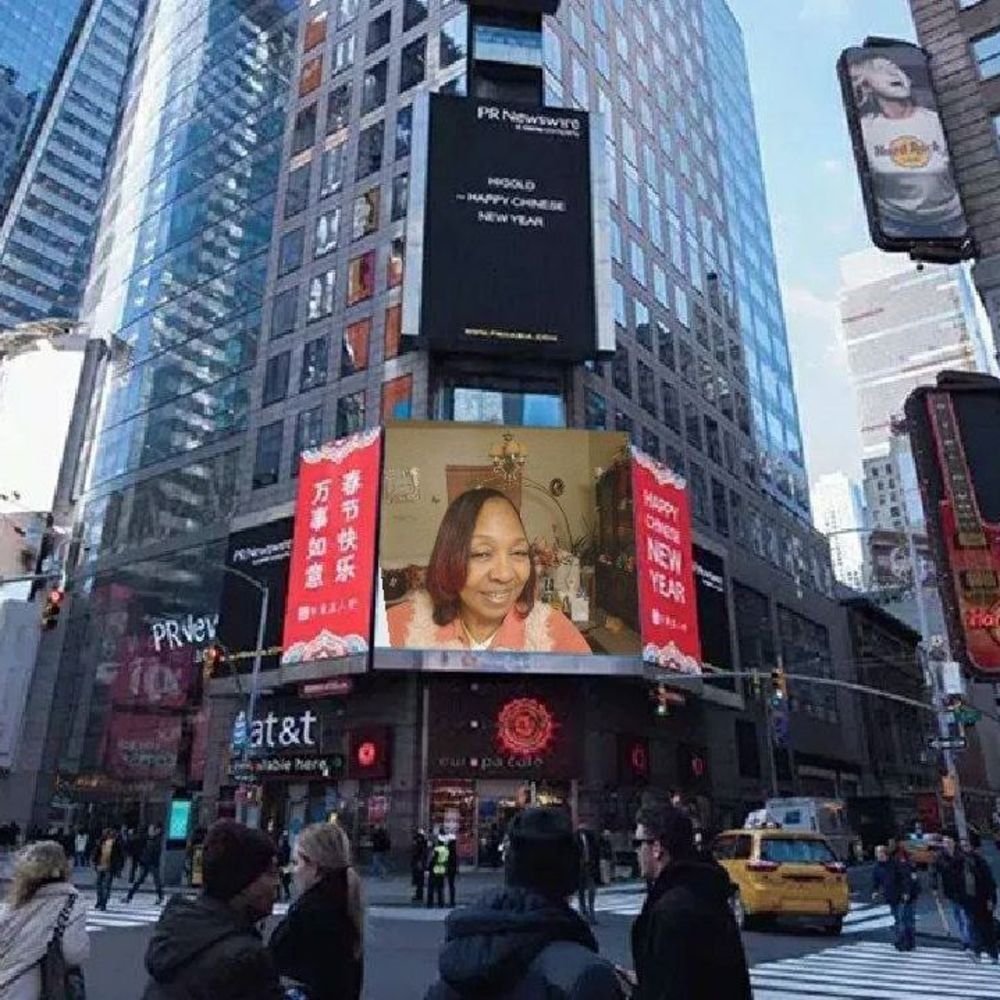 Meet your Posher, Linda